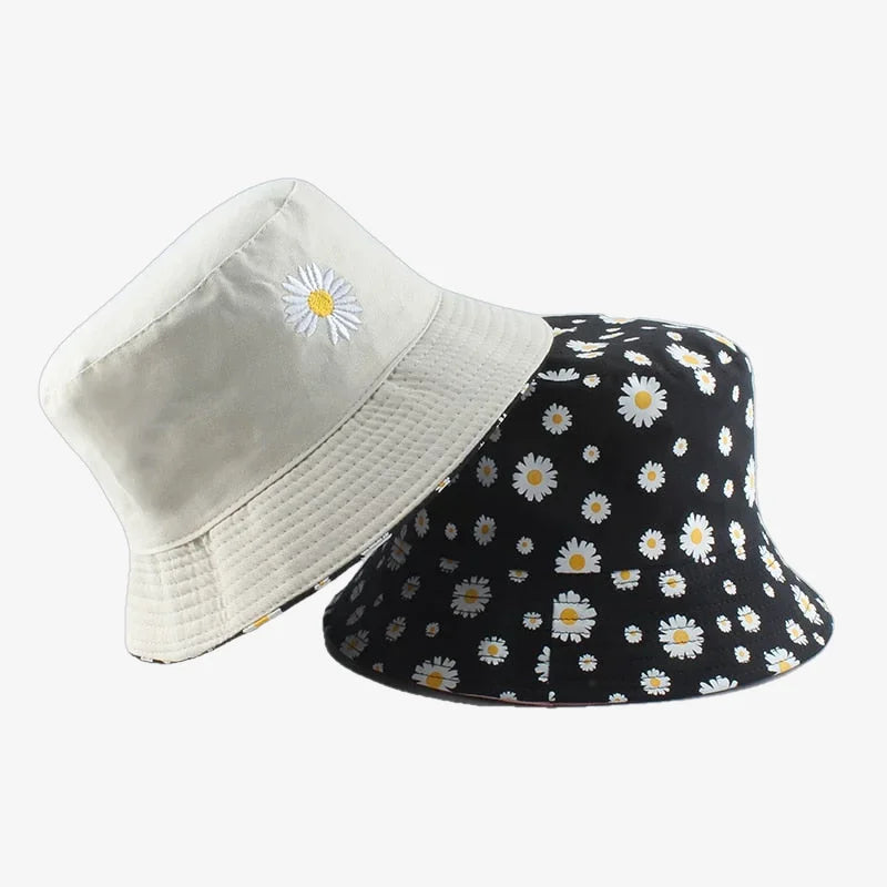 Bucket Hat With Flower Beige
