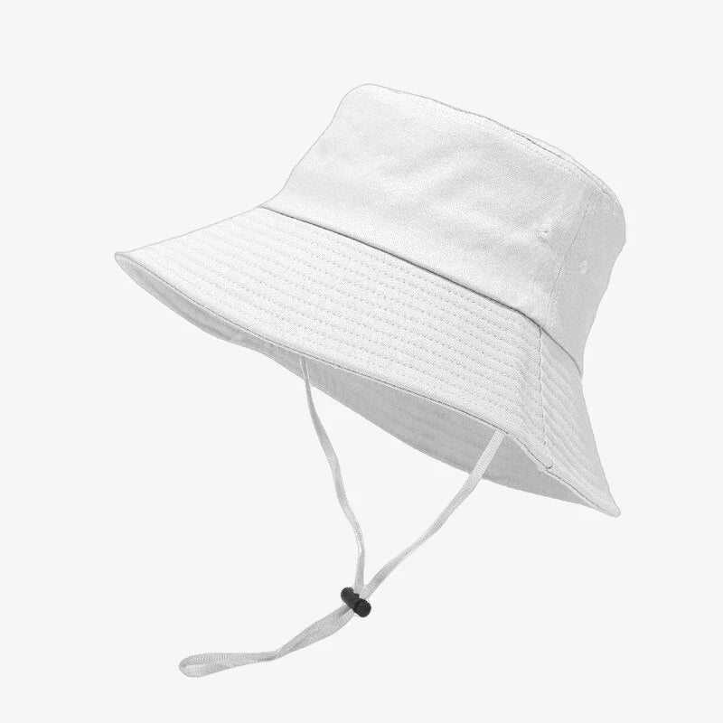 Bucket Hat With Strings White